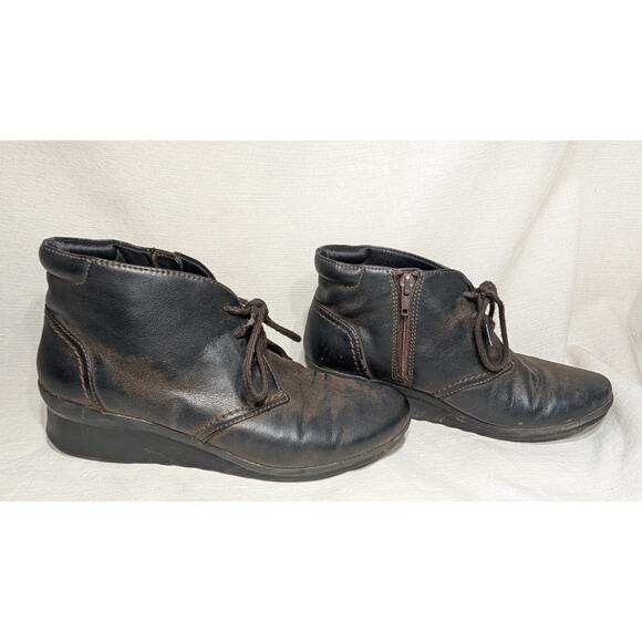 Clarks Womens Cloudsteppers Distressed Ankle Boots 6.5W brown minimalist - Picture 2 of 7